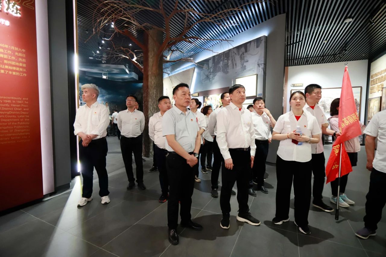 砥礪初心使命，汲取奮進(jìn)力量丨花花牛乳業(yè)集團(tuán)黨委組織開展學(xué)習(xí)“焦裕祿精神”主題黨日活動(dòng)