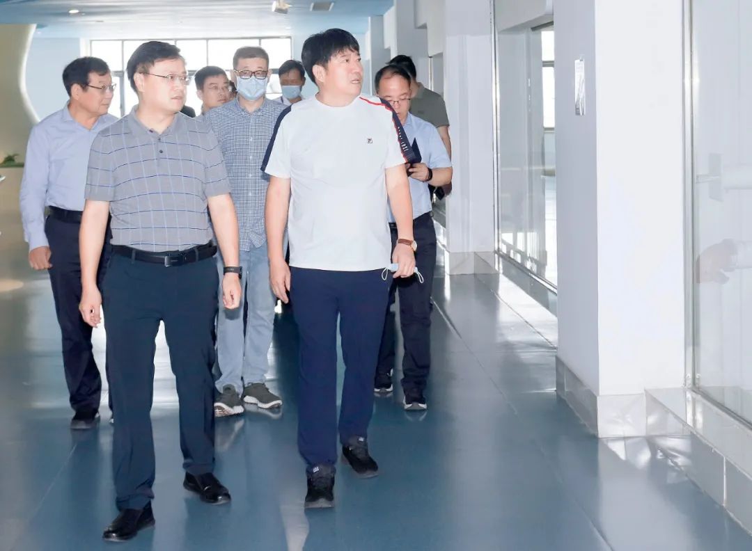 快訊｜社旗縣人民政府縣長(zhǎng)關(guān)文波一行蒞臨花花牛乳業(yè)集團(tuán)參觀(guān)考察